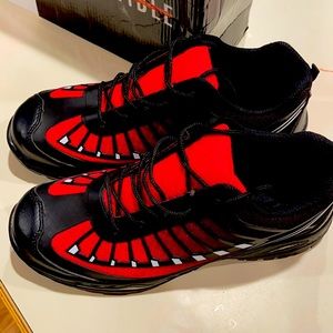 These are Indestructible shoes! Size men’s 10.